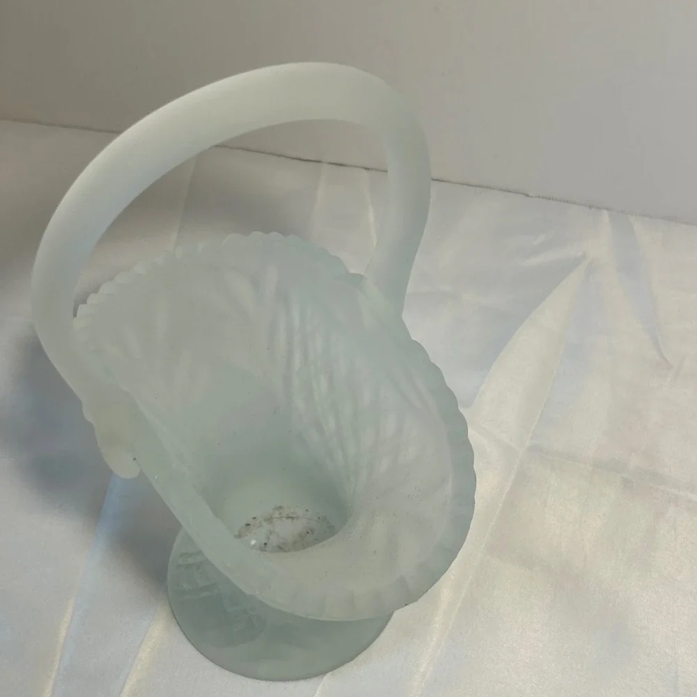 Vintage Frosted Glass Flower Basket Trinket Dish Candy Bowl Handle Etched Design